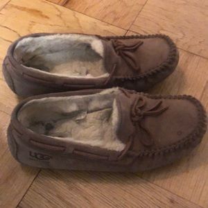Brown ugg slippers